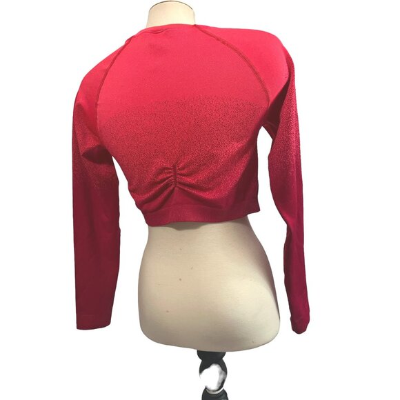 Gymshark NWOT Red Cropped Active Shirt Sz XL Fuschia Red Ruched Back Long Sleeve - Picture 10 of 10